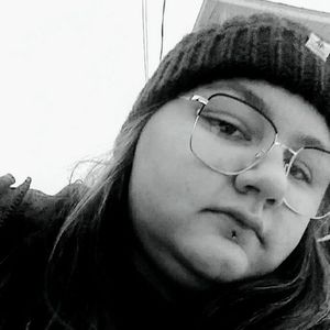 Meet your Posher, Juliette